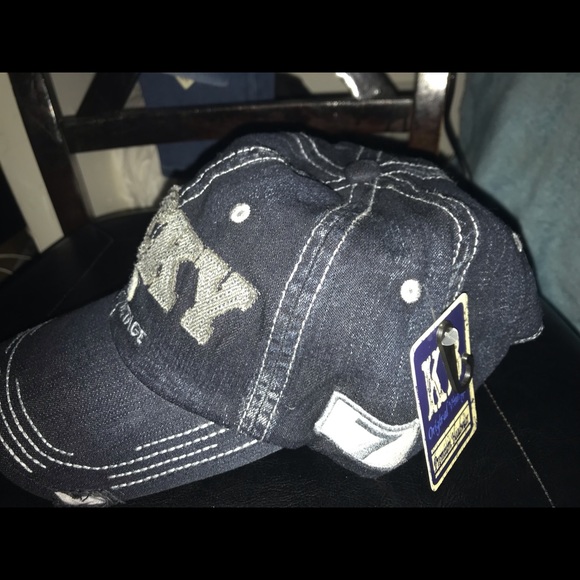 Hat - Picture 2 of 3